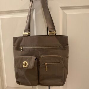 Baggallini bag with Pouch
